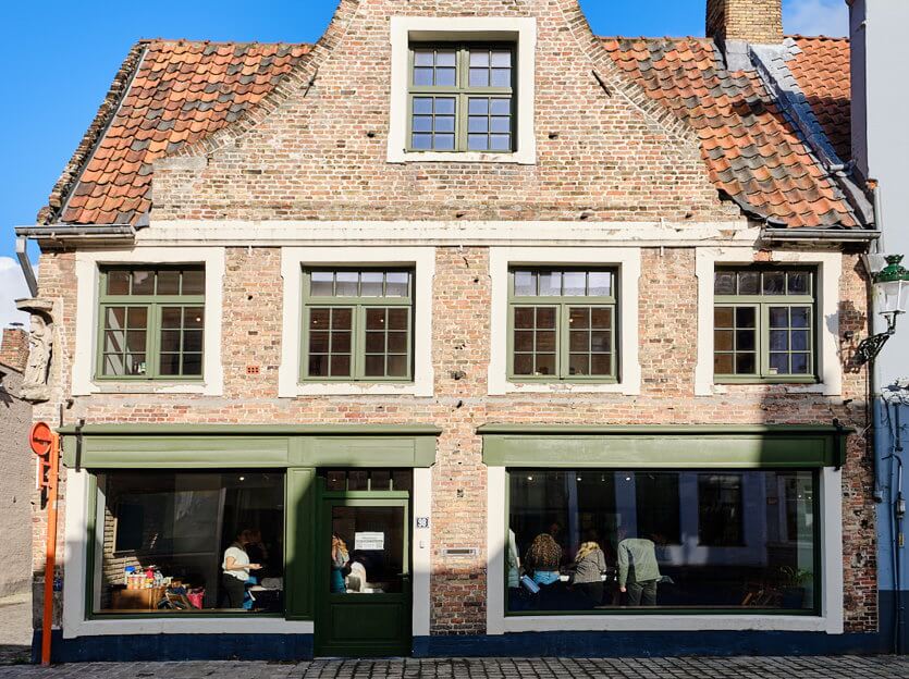 bruges chocolate workshop outdoor picture meeting point venue
